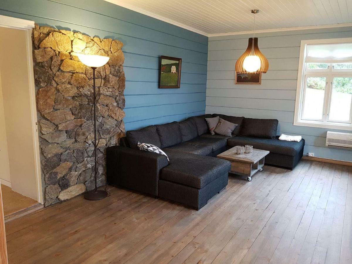 Charming Timber House In Stryn, Norwayヴィラ エクステリア 写真